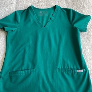 Figs scrub top size xs